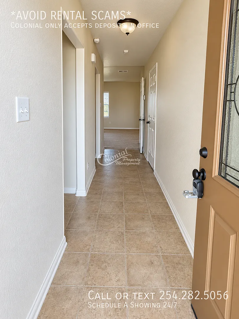 4 bed, 2.0 bath, 1770 sqft, $1,650 — Photo 2