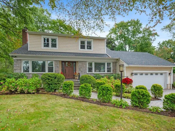 53 Seton Drive, New Rochelle, NY 10804