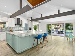 8441 Amestoy Ave, Northridge, CA 91325