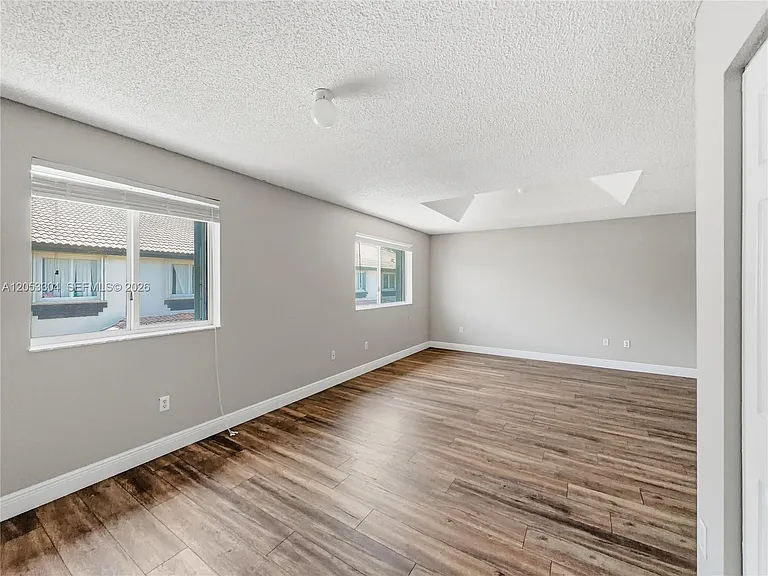 2214 SE 25th Ave #2214 — Photo 11