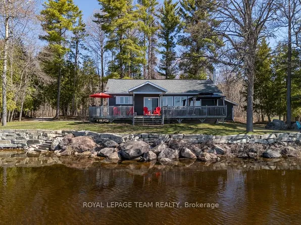 9 McNee Dr, North Algona Wilberforce, ON K0J 1X0