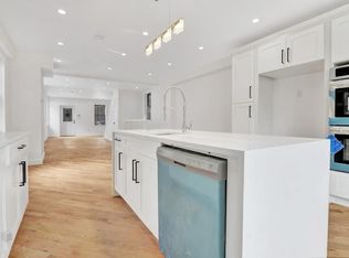 47 Essex St, Brooklyn, NY 11208