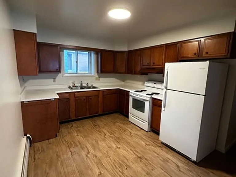 1404 Yellowstone Ave — Photo 3