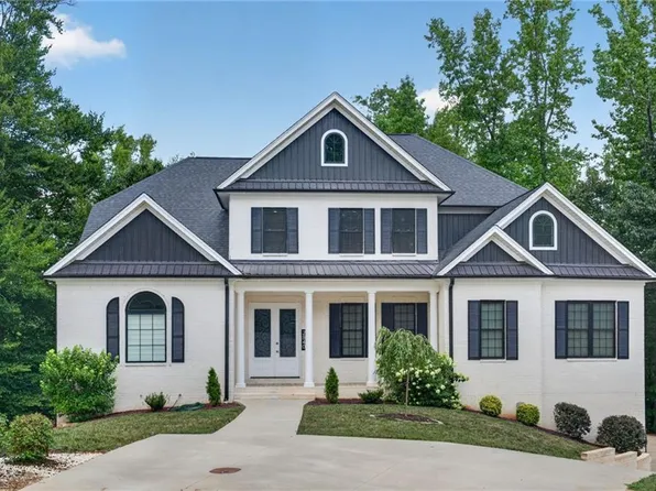 2840 Creekfield Way, Winston Salem, NC 27106