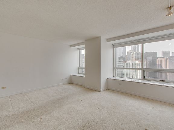 5th image of 512 N McClurg Ct APT 2608