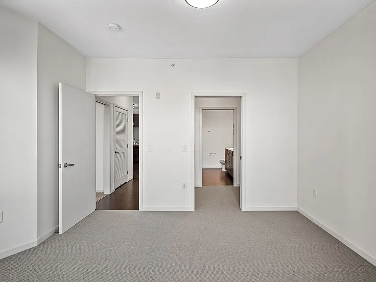 The Flats at West End — Photo 82