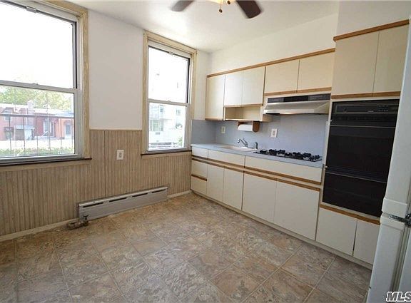 4th image of 108 Ainslie St