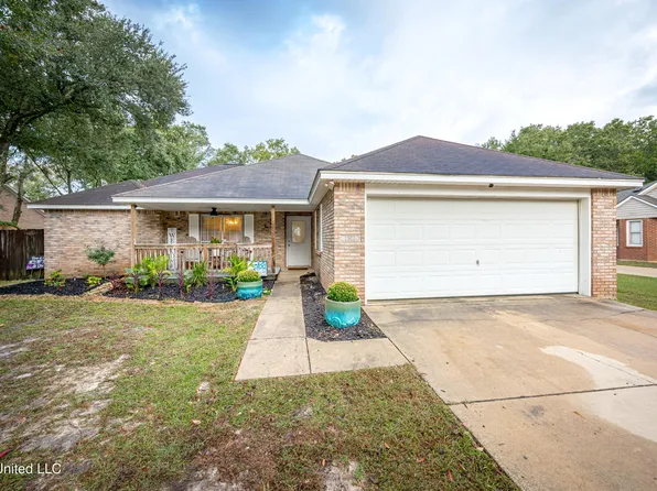 1501 S 7th St, Ocean Springs, MS 39564