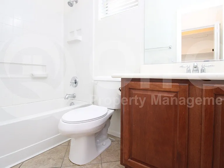 21066 E Munoz St — Photo 18