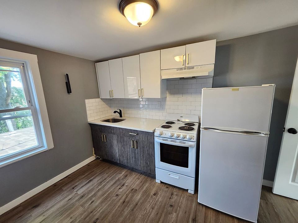 1st image of 11 Cliff Hill Pl #3E