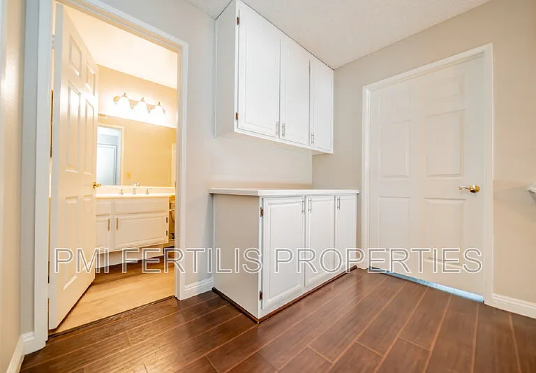 1229 Hibiscus St — Photo 22