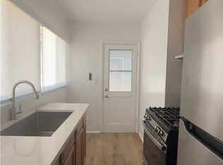 622 N Olive St #A, Anaheim, CA 92805