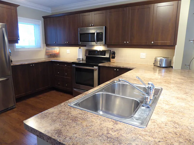 906 Cedar Pointe Ct — Photo 9