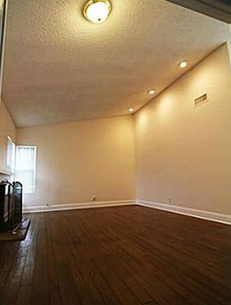 NEW HARDWOOD FLOORS THROUGHOUT