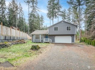 17531 Loop Ln SE, Yelm, WA 98597