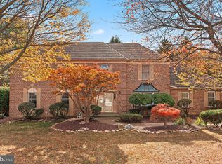 17 Gaelic Ct, Holland, PA 18966