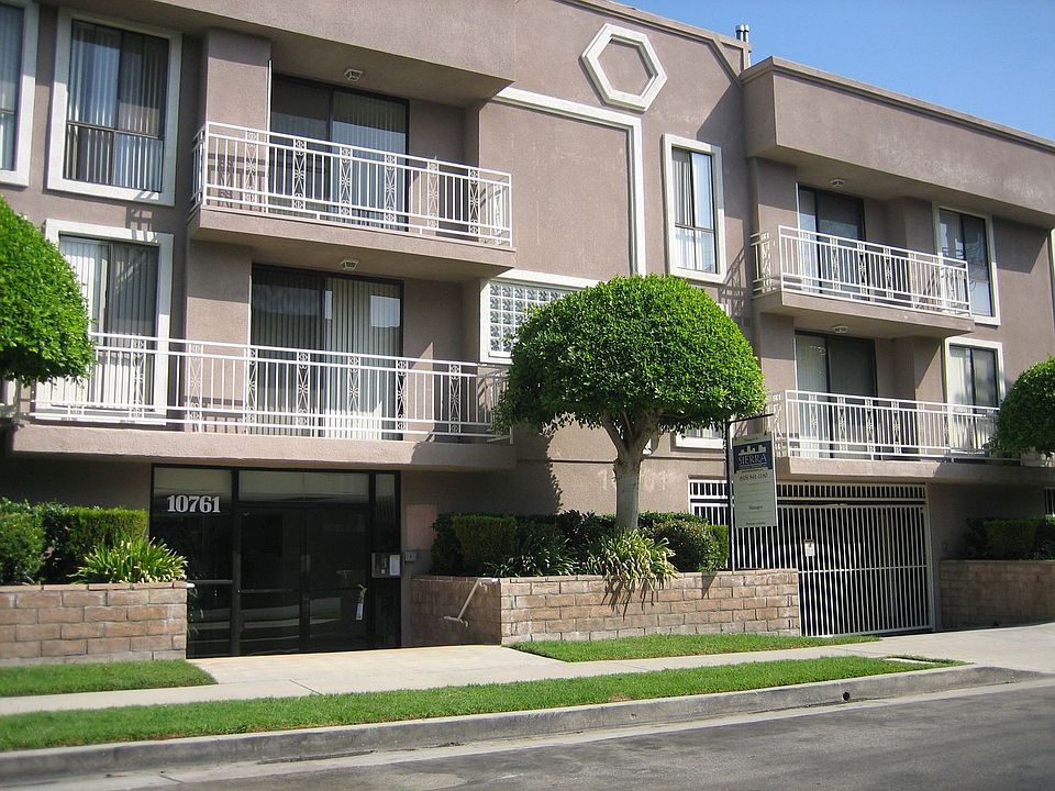 1st image of 10761 Blix St APT 104