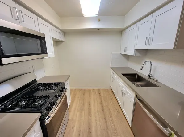 Verdugo Vista, 1636 N Verdugo Rd #207, Glendale, CA 91208