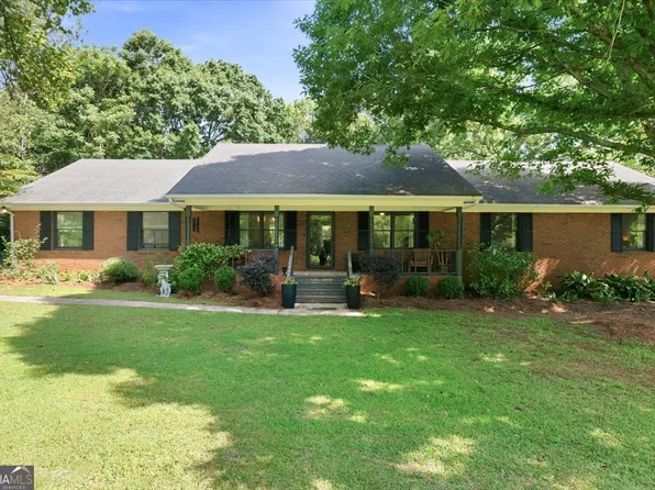 1608 Rumble Rd, Forsyth, GA 31029