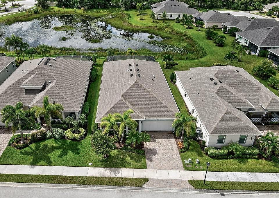 1st image of 6137 Long Leaf Lane