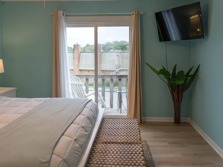 2801 Seahorse Ct — Photo 15