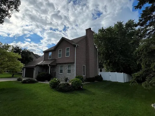 13310 West North LANE, New Berlin, WI 53151