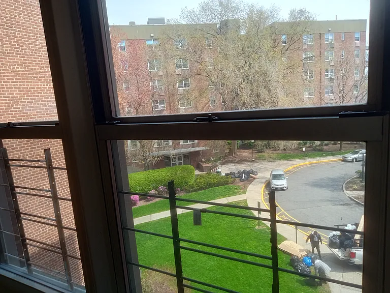 142 Pelham Rd #4D — Photo 6