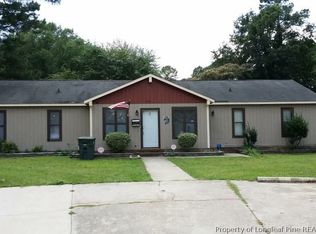 1437 Artesian Ct, Fayetteville, NC 28304