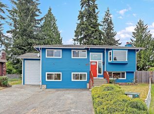 7906 Timber Cir, Everett, WA 98203