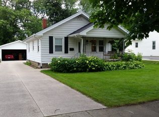 1927 Miles Ave, Kalamazoo, MI 49001