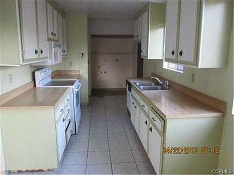 2nd image of 12967 Keys Blvd