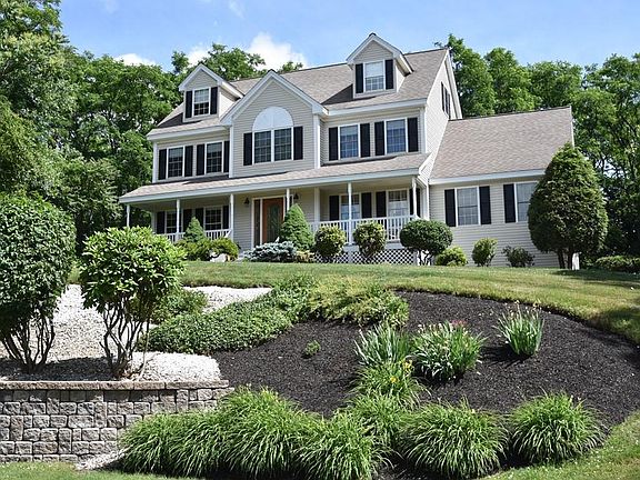 2nd image of 30 Dairy Farm Way