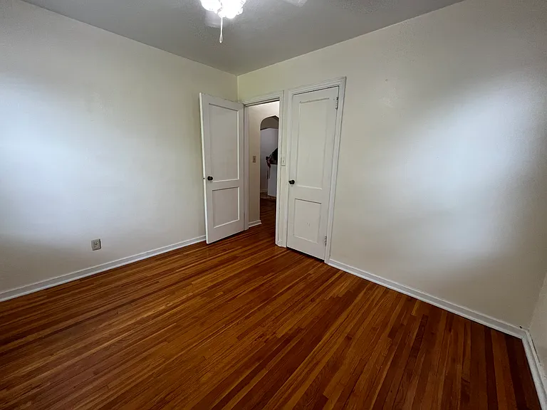 1510 Larpenteur Ave W #4 — Photo 19