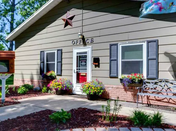Columbia Heights, 2515 Cumberland Rd #1a1, Grand Forks, ND 58201