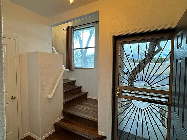 1886 E Don Carlos Ave #156 — Photo 4