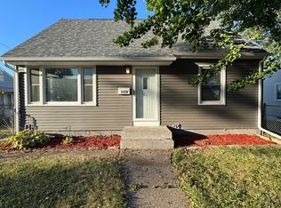 1620 W Hayes St, Davenport, IA 52804