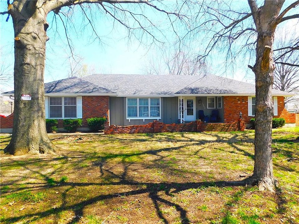 1605 S Main St, Holden, MO 64040 | Zillow