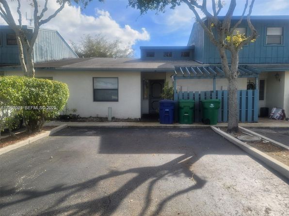 6948 SW 36th Ct #16-Z