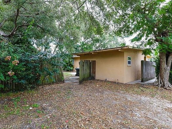 4th image of 2818 Cortez Blvd