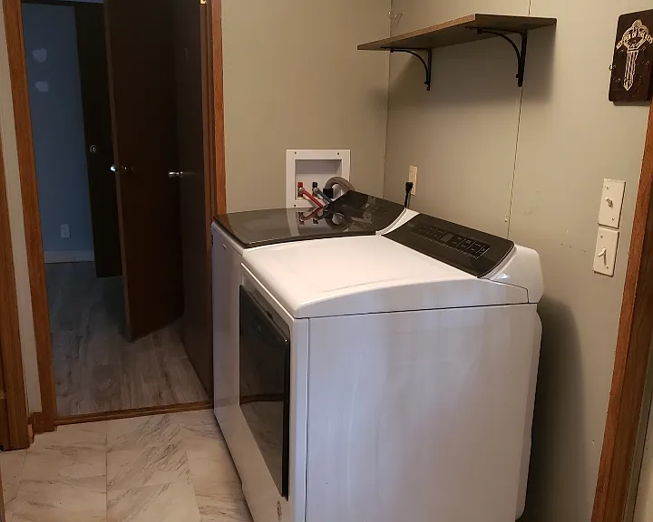 30 Virginia Dr — Photo 9