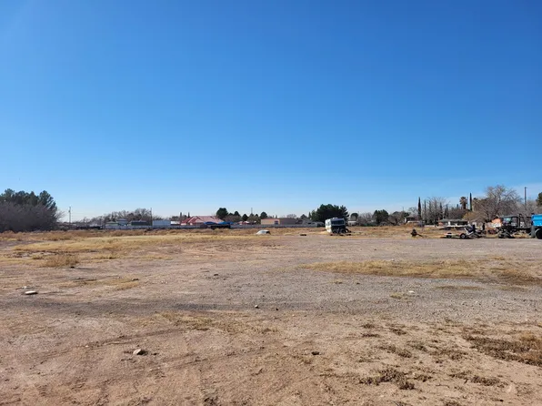 10730 Regina Dr, El Paso, TX 79927