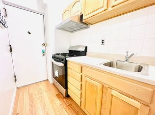 37 Henry St APT 6, New York, NY 10002