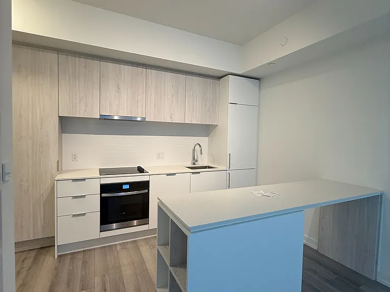 89 Church St #501 — Photo 2