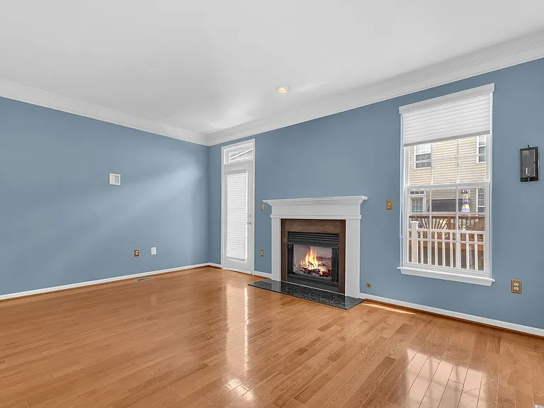 5937 Kirkcaldy Ln — Photo 14