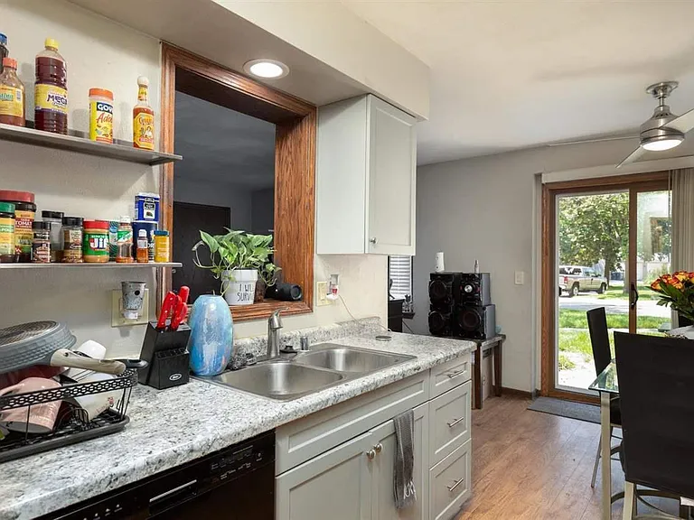 49 Park Heights Ct — Photo 12