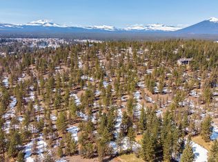 68892 Bay Pl, Sisters, OR 97759