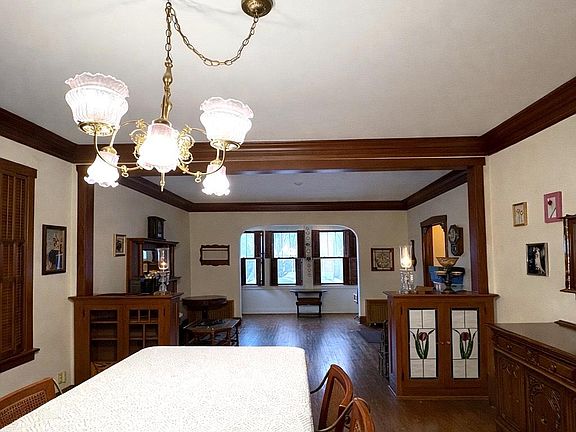 5th image of 6041 N Newburg Ave