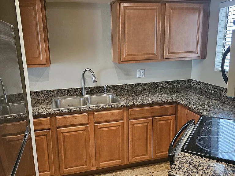 885 N Granite Reef Rd #131 — Photo 3