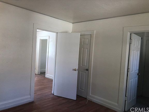 5th image of 1530 Elm Ave