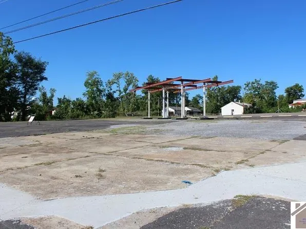 413 N 8th St, Mayfield, KY 42066